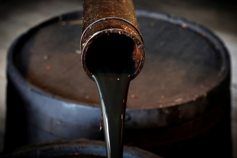 Se dispara 47% producción de petrolíferos en noviembre