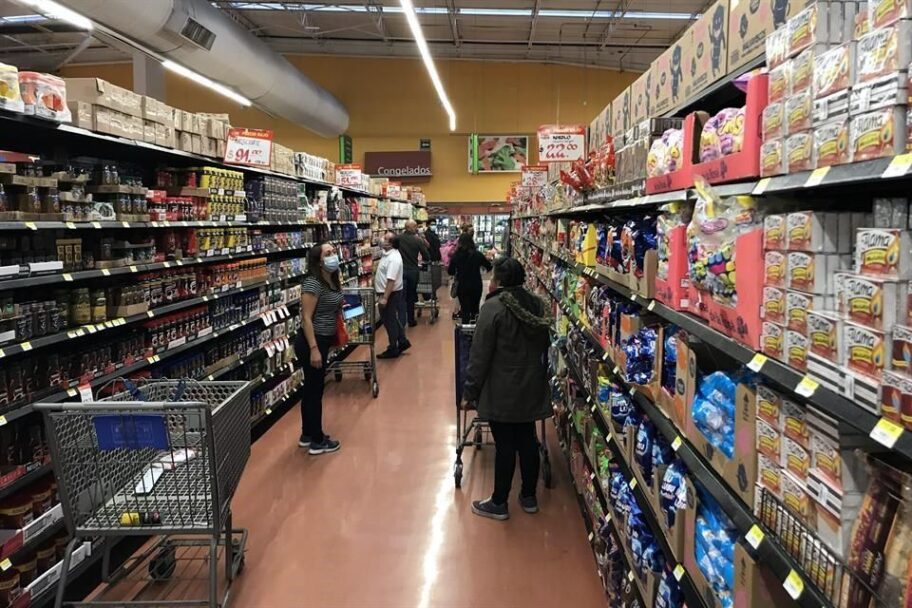 CAMBIAN MEXICANOS SUS COMPRAS Y OPTAN POR MARCAS MÁS ECONÓMICAS