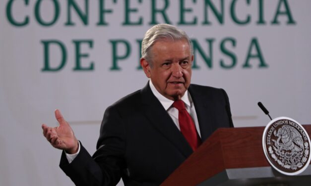 ANALIZA AMLO CON EMPRESARIOS Y PRODUCTORES AUTOSUFICIENCIA DE ALIMENTOS