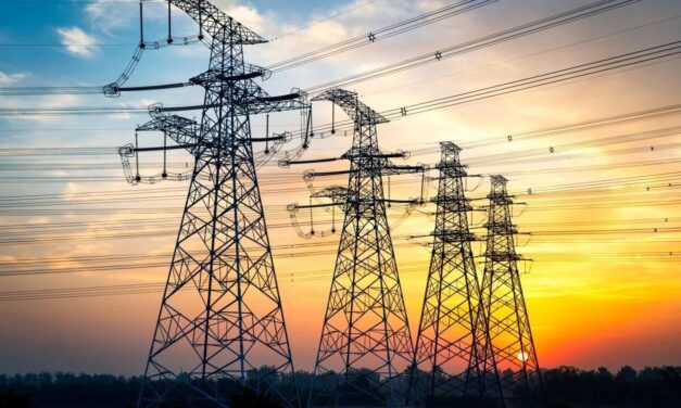 PROPONE AMLO NEGOCIAR SUSPENCIÓN DE CONTRATOS A FIRMAS DE AUTOABASTO ELÉCTRICO