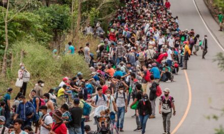DISUELVEN CARAVANA DE MIGRANTES EN MÉXICO