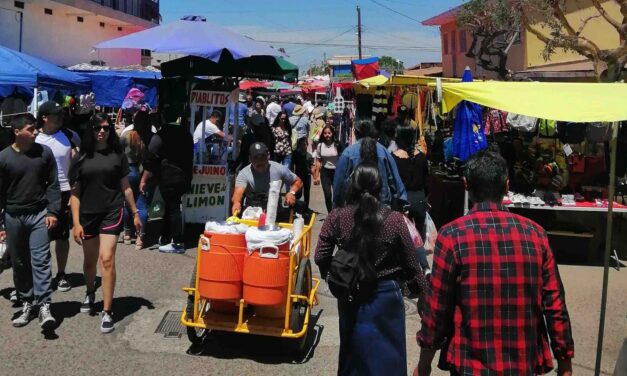PROMOCIONAN OFERTA EN TIANGUIS TURÍSTICO DE BC