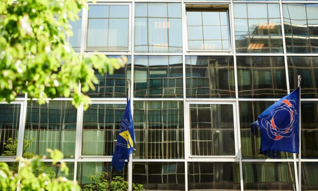 DAN ATENCIÓN LAS PRINCIPALES CAJAS DE AHORROS Y BANCOS MINORISTAS DEL MUNDO EN LOS AVANCES EN FINANZAS SOSTENIBLES