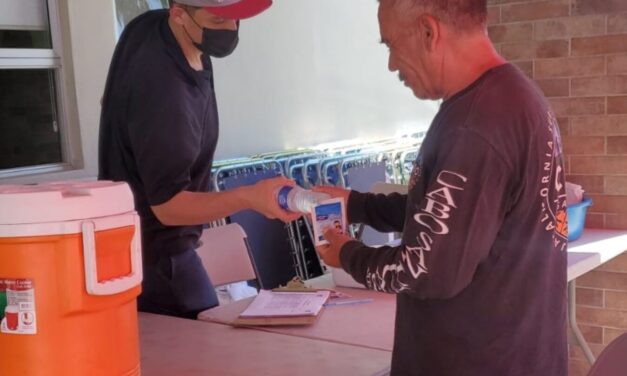 ANTE LAS ALTAS TEMPERATURAS, EL GOBIERNO DE MEXICALI SIGUE OPERANDO PUNTO DE HIDRATACIÓN