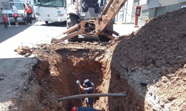 REALIZA CESPT REPOSICIÓN DE RED DE ALCANTARILLADO SANITARIO EN EL FRACCIONAMIENTO DEL PRADO