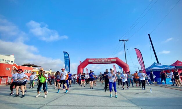 CORREN, TROTAN Y CAMINAN 150 ENSENADENSES EN CARRERA ATLÉTICA INCLUSIVA