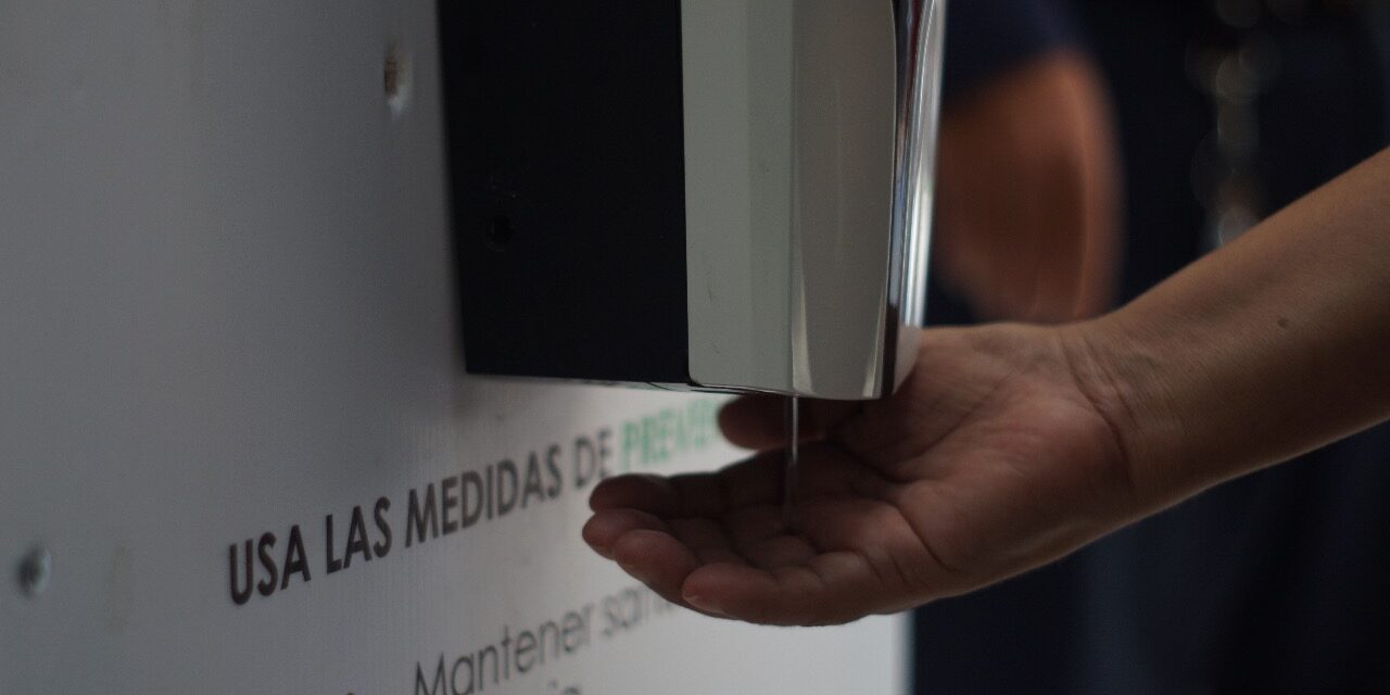 DISMINUYEN CASOS CONFIRMADOS Y ACTIVOS POR COVID-19 EN BC