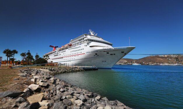 OPERAN CON NORMALIDAD CRUCEROS EN ENSENADA