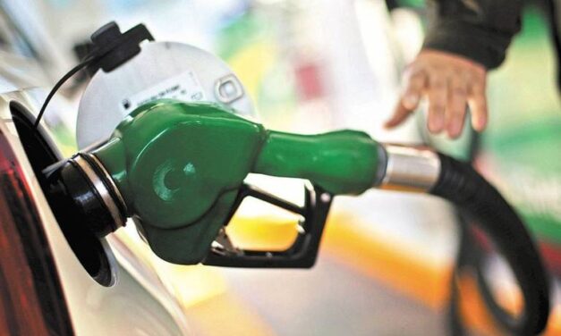 SUBE HACIENDA ESTÍMULO FISCAL PARA GASOLINAS AL CIERRE DE AGOSTO