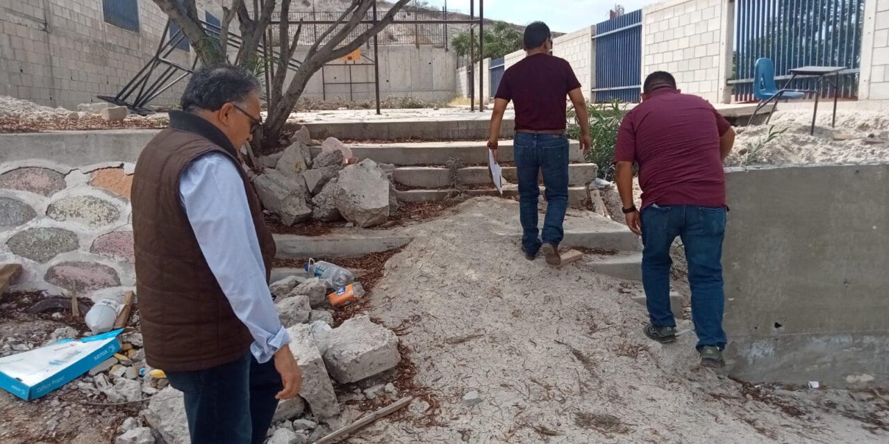EVALÚAN DAÑOS EN PLANTELES EDUCATIVOS DE BC POR PASO DE HURACÁN “KAY”