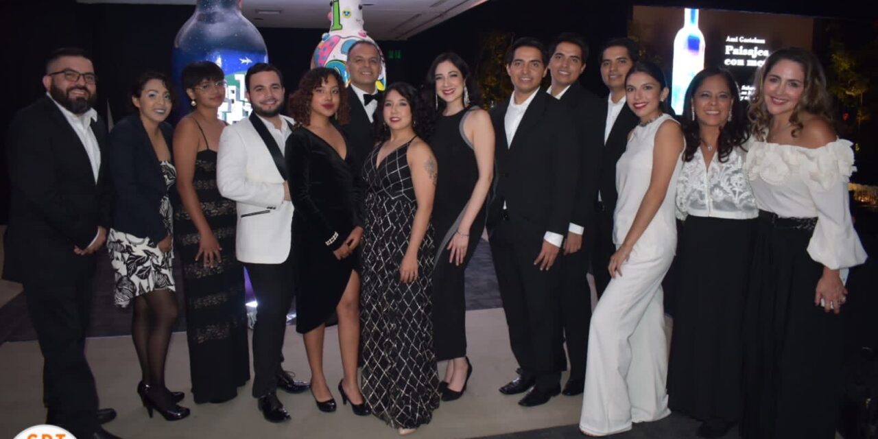 CONCLUYERON CON CENA DE GALA FESTEJOS POR 25 ANIVERSARIO DEL CDT
