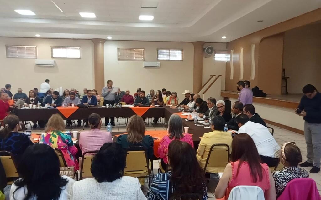 SE REÚNE SECRETARIO DE EDUCACIÓN CON CONSEJO ESTATAL DE INSPECTORES Y SUPERVISORES Y CON SECCIÓN 2 DE LA SNTE