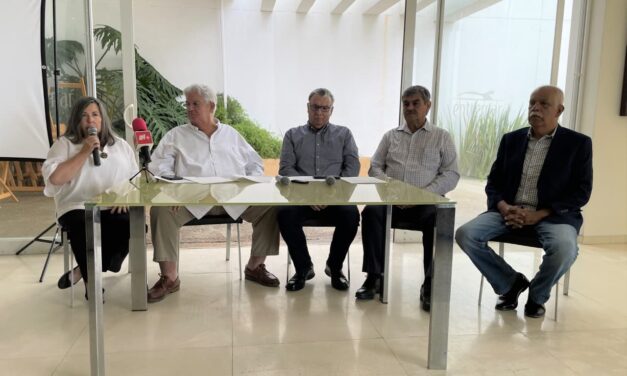 INVITAN A PANEL DE VIDEOJUEGOS EN ENSENADA