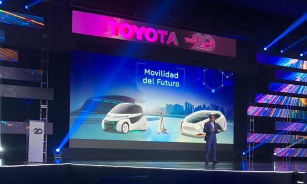 CELEBRA TOYOTA 20 AÑOS EN MÉXICO
