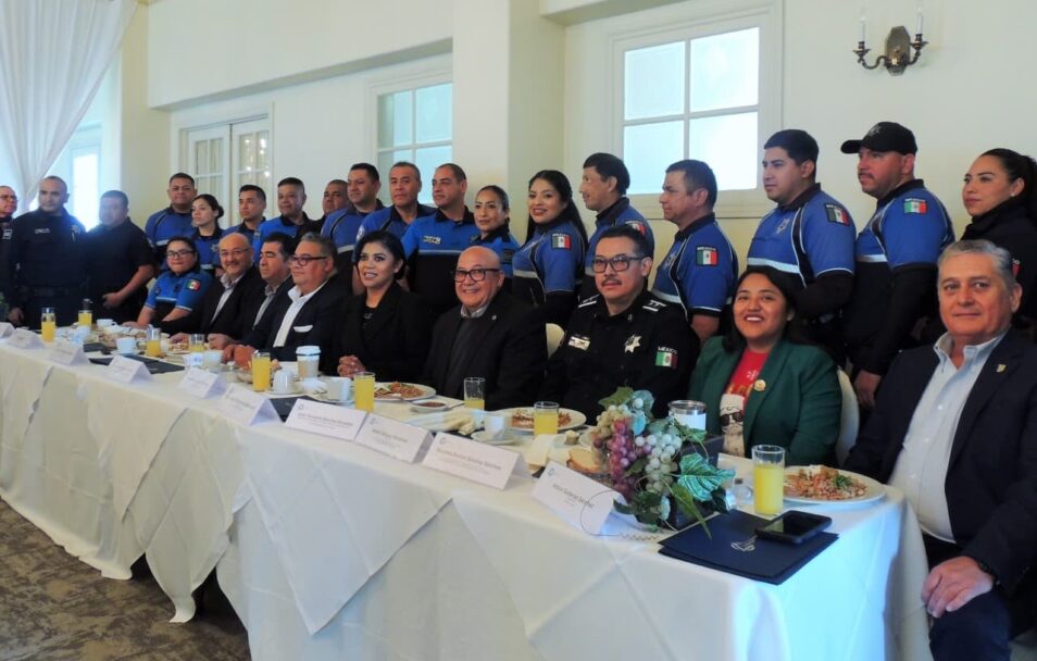 RECONOCIERON A POLICÍAS TURÍSTICOS EN TIJUANA