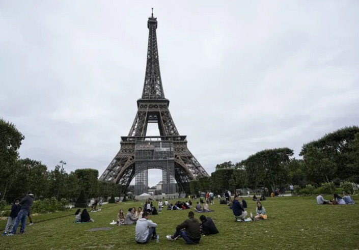 PREFIEREN MEXICANOS VACACIONAR EN EUROPA