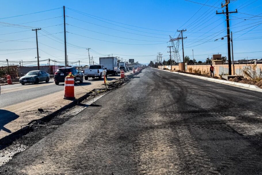 REGISTRA 30% DE AVANCE REMODELACIÓN DE CARRETERA CETYS EN MEXICALI