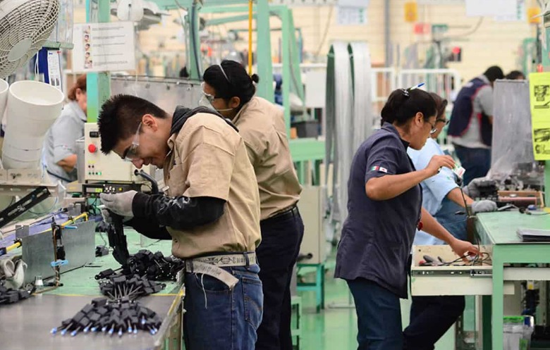 AUMENTÓ A 5.9% EN ENERO EL SALARIO DE EMPLEOS FORMALES EN MÉXICO