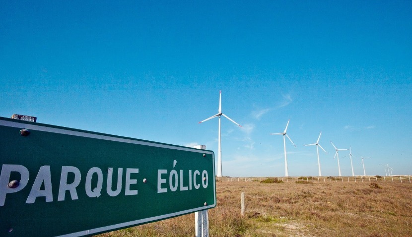 SE CONSTRUIRÁN 4 PARQUES EÓLICOS EN EL ISTMO CON INVERSIÓN DE EU