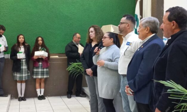RECIBEN ALUMNOS DE CONALEP BC APOYO DEL SECTOR EMPRESARIAL PARA EVITAR LA DESERCIÓN ESCOLAR