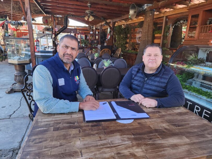 FIRMARON CONVENIO CLÚSTER GASTRO TURÍSTICO DE BC Y FERRAEX
