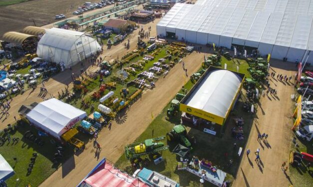 EXPONEN COMERCIANTES DE BAJA CALIFORNIA SUS PRODUCTOS