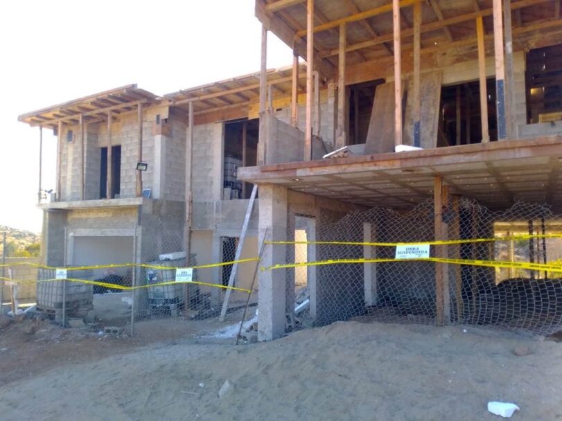 INICIAN 90% DE CONSTRUCCIONES EN ENSENADA SIN PERMISOS