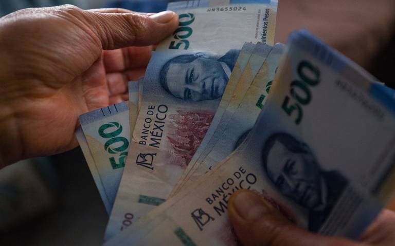 BAJARON 13.6% EN ABRIL LOS RETIROS EN AFORES POR DESEMPLEO