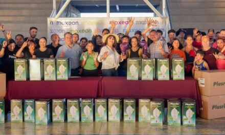 DONÓ MAXEON 71 LÁMPARAS AL AYUNTAMIENTO DE MEXICALI