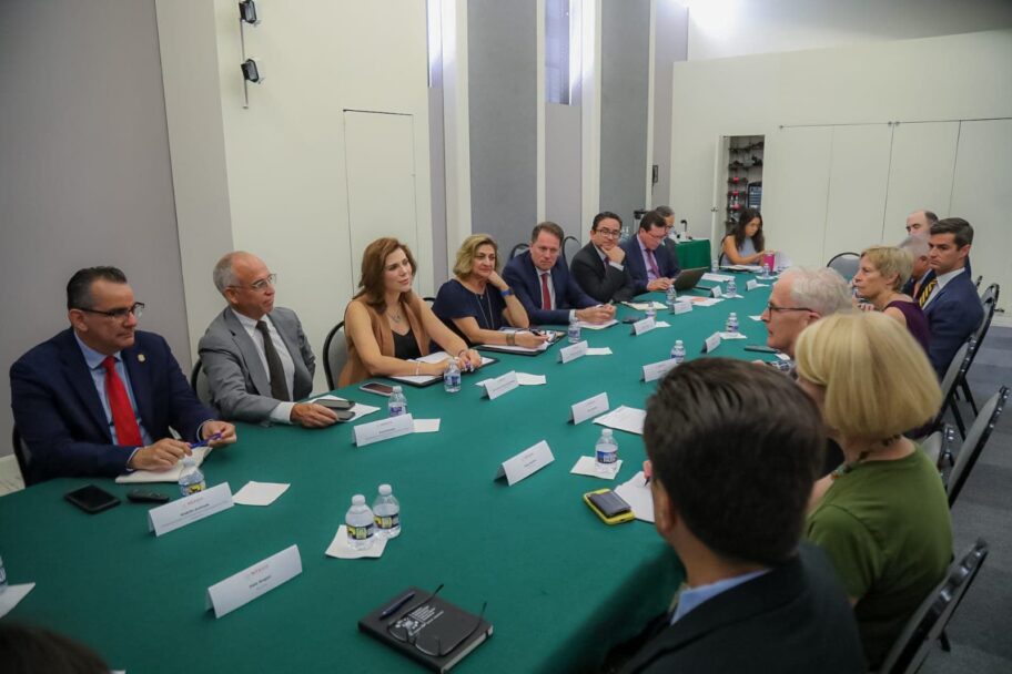 SE CONCRETAN NUEVAS INVERSIONES PARA BC