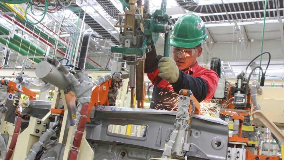 SON ESTADOS DEL SUR-SURESTE LÍDERES EN ACTIVIDAD INDUSTRIAL