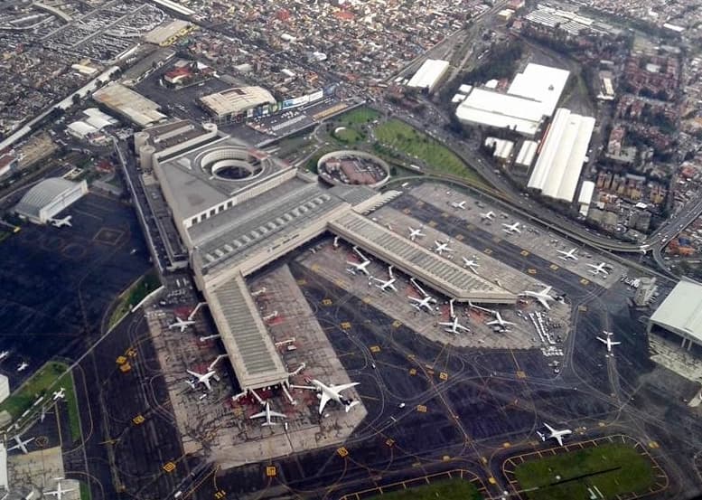 RECHAZA INDUSTRIA AÉREA REDUCCIÓN DE OPERACIONES EN AICM