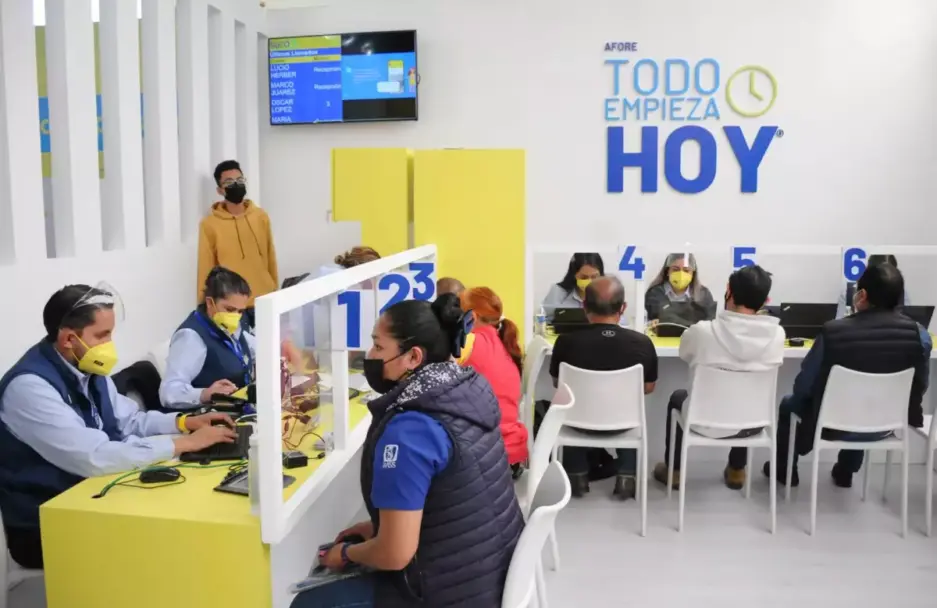 Reportan Afores minusvalías por 97,733 millones de pesos en agosto