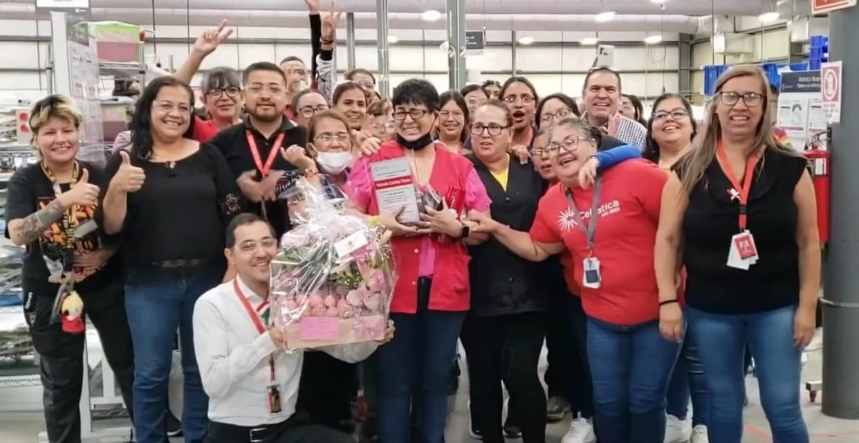 Brindó Celestica una emotiva despedida a Yolanda Casillas
