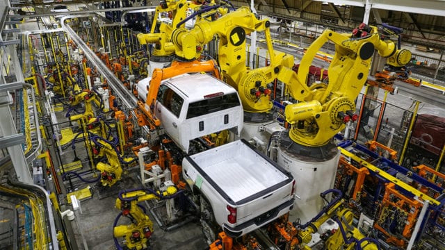 Inició huelga simultánea en el sector automotriz de EU