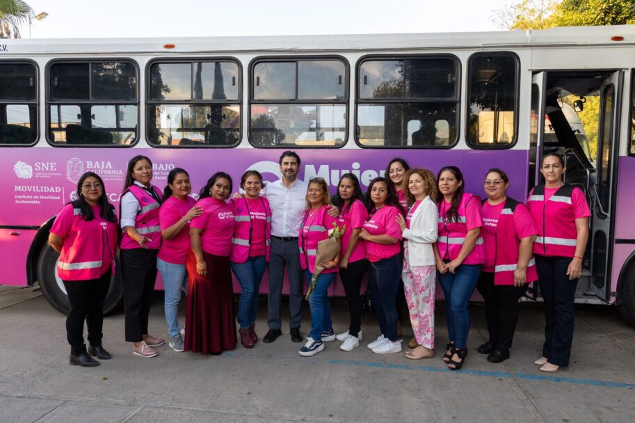 Se gradúa primera generación de “Mujeres al Volante” en Tijuana