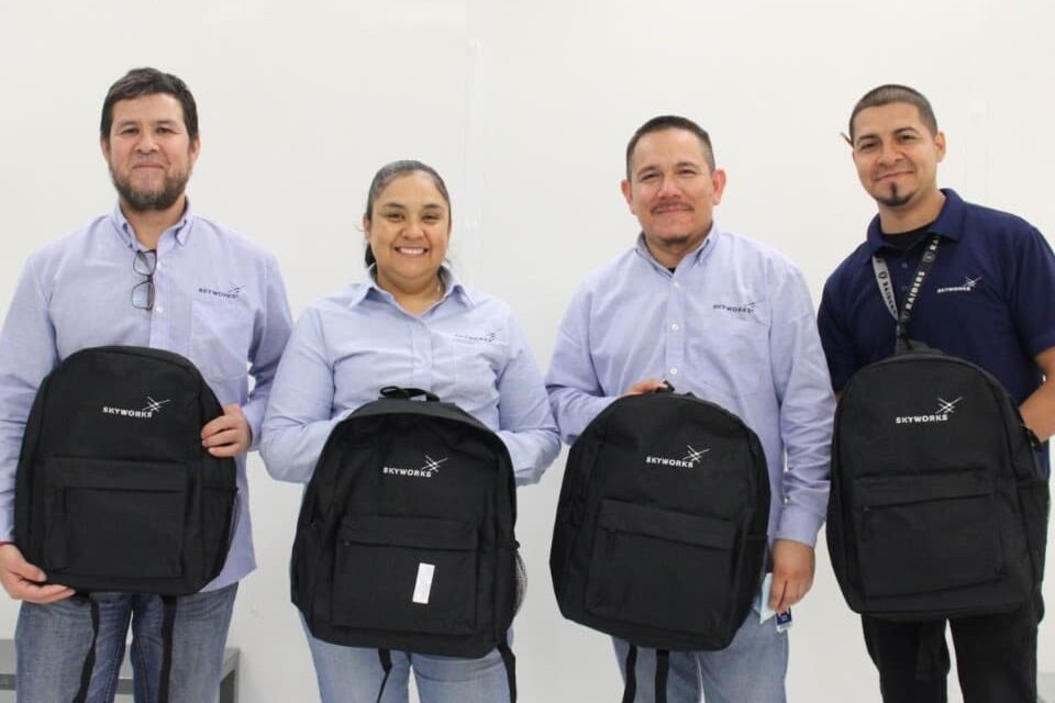Apoya Skyworks la economía familiar y la educación de sus colaboradores