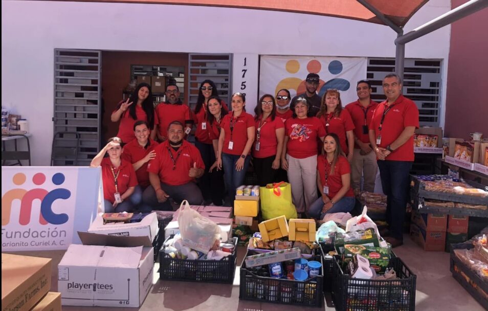 Apoyó Collins Aeroestructuras en colecta de alimentos enlatados para casas hogar