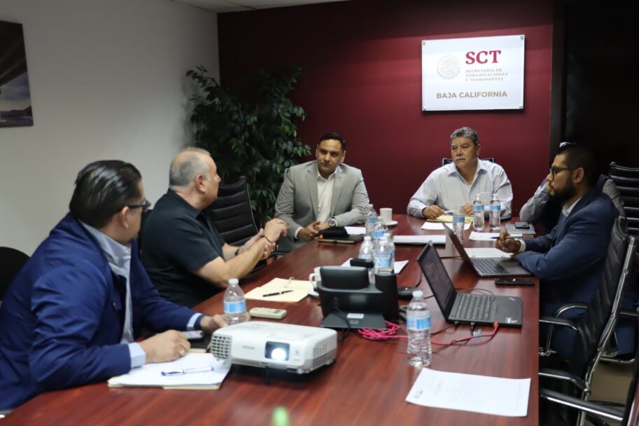 Van SICT y CCE Tecate por proyectos de movilidad en el municipio
