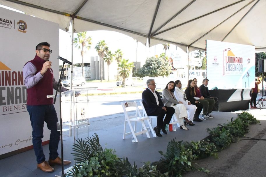 Presentaron “Iluminando Ensenada, por tu Bienestar”