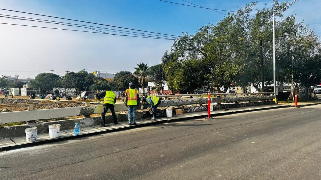 Reportan avance del 90% rehabilitación de puente de la calle 9na en Ensenada