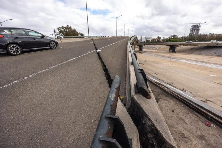 Advierten que puentes de Tijuana requieren mantenimiento correctivo