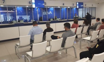 Contempla BBVA desaparecer sucursales físicas