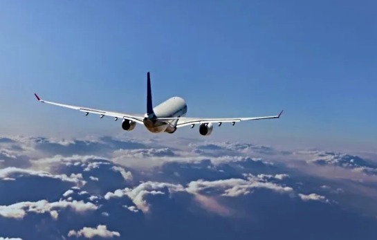 Reporta IATA gran recuperación del transporte aéreo