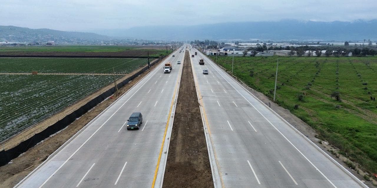 Inauguraron la modernización del tramo carretero Chapultepec-Maneadero