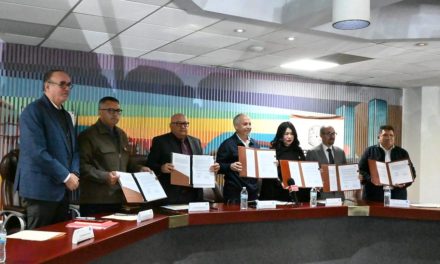 Fortalecen apoyos, créditos y capacitaciones al comercio