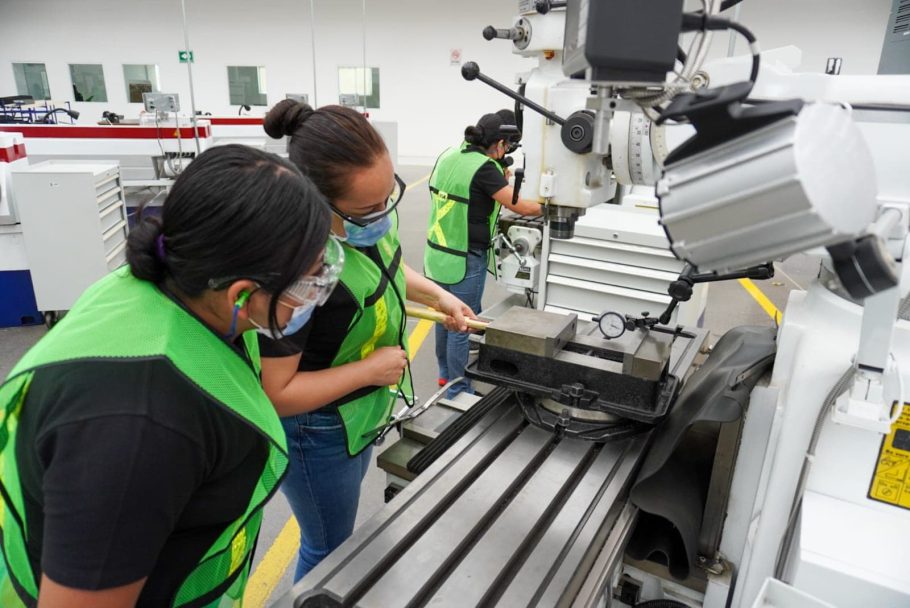 Registró México baja de desempleo histórica en último trimestre de 2023
