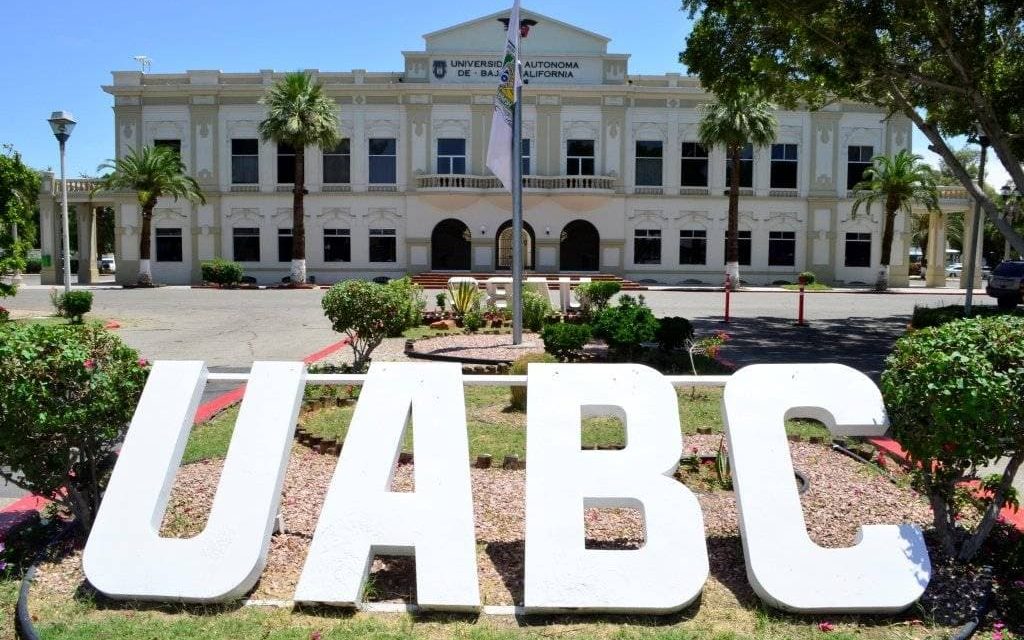 Inició UABC las adquisiciones para instalar su propio C4