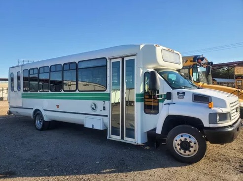 Gastan maquiladoras de Mexicali hasta 80 mdd anuales en transporte privado