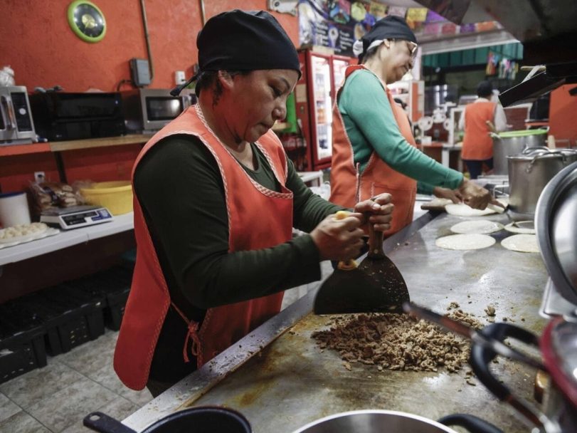 Lideran mujeres 7 de cada 10 negocios en el país